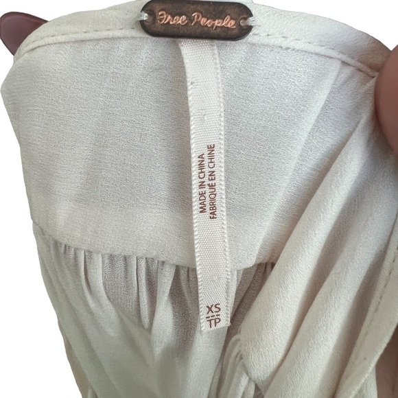 FREE PEOPLE A Few Of My Favorite Things Blouse - Picture 7 of 8